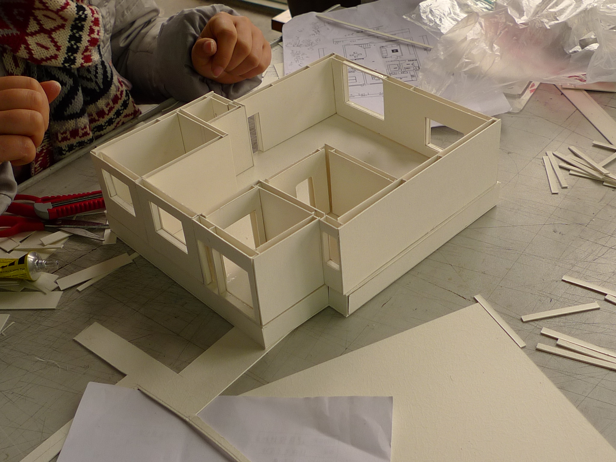 组织:教师讲授建筑空间分隔的基本概念,建筑空间功能,介绍建筑模型